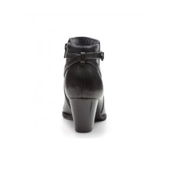Upright Upton 4 1568121 12395705 454463